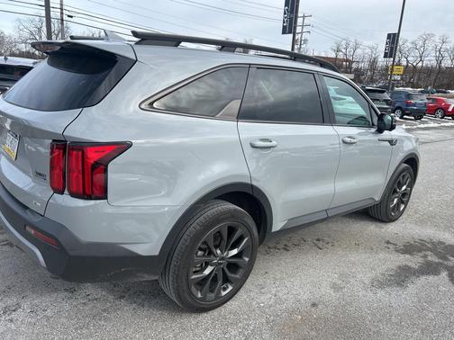 2023 Kia Sorento SX