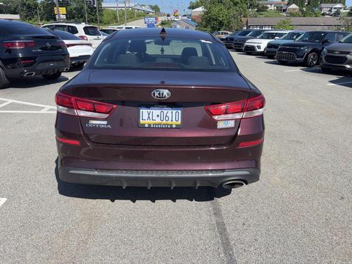 Sangria 2019 Kia Optima LX