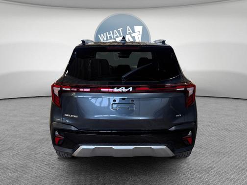 Gravity Gray 2024 Kia Seltos S