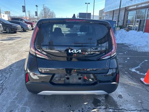 2024 Kia Soul LX