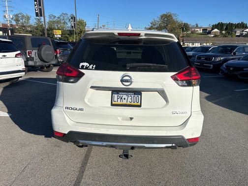 2020 Nissan Rogue SV