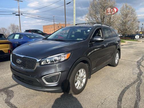 Platinum Graphite 2016 Kia Sorento LX