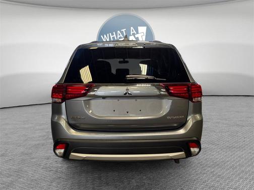 2018 Mitsubishi Outlander ES