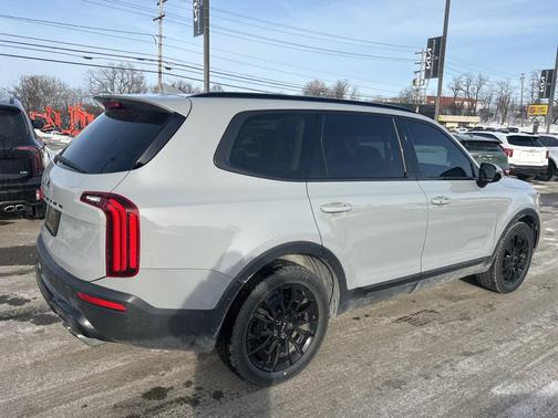 2022 Kia Telluride SX