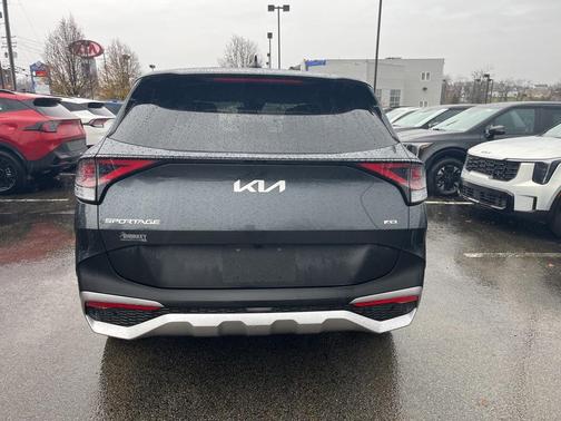 2024 Kia Sportage LX