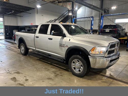 Bright Silver Metallic Clearcoat 2017 RAM 2500 Tradesman Crew Cab 4x4 8' Box