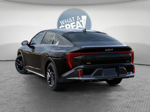 Aurora Black Pearl 2026 Kia K4 GT-Line Turbo