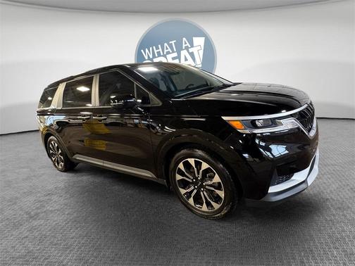 2022 Kia Carnival EX