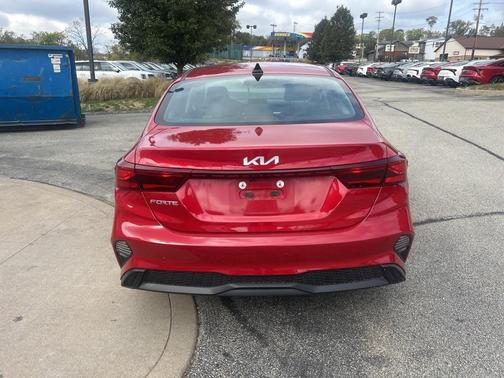 2023 Kia Forte LXS