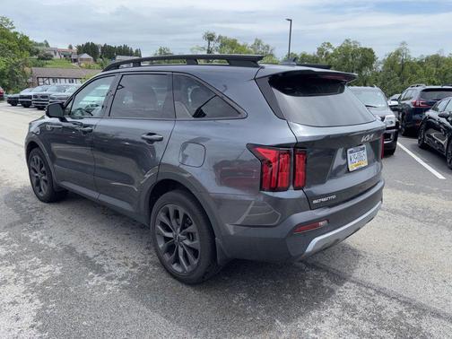 Gravity Grey 2023 Kia Sorento SX