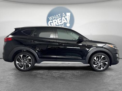 2020 Hyundai TUCSON Sport