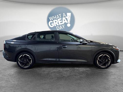 Interstellar Gray 2025 Kia K4 EX