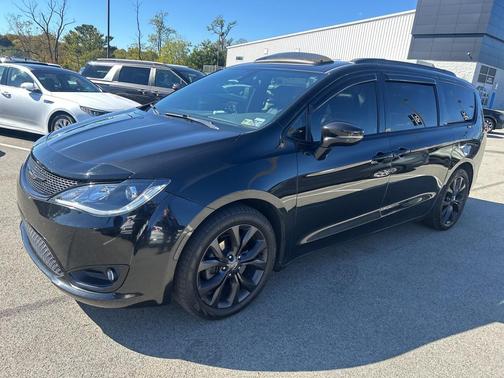2019 Chrysler Pacifica Limited