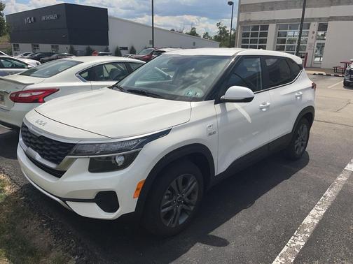 2023 Kia Seltos LX