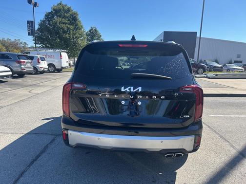 2024 Kia Telluride S