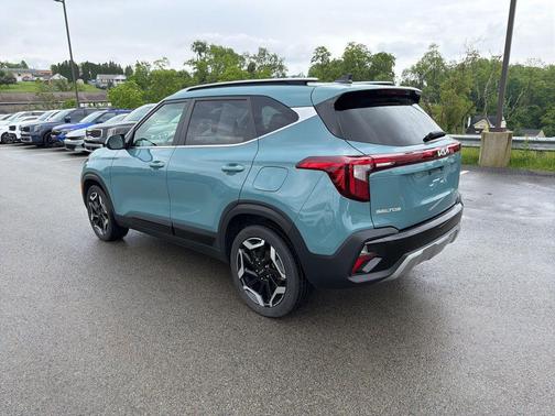 Pluton Blue 2025 Kia Seltos SX Turbo