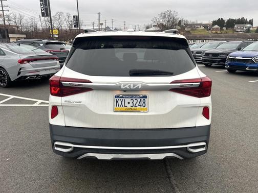 2022 Kia Seltos EX
