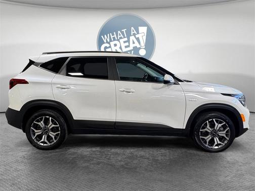 2022 Kia Seltos EX
