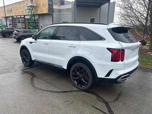 2023 Kia Sorento SX