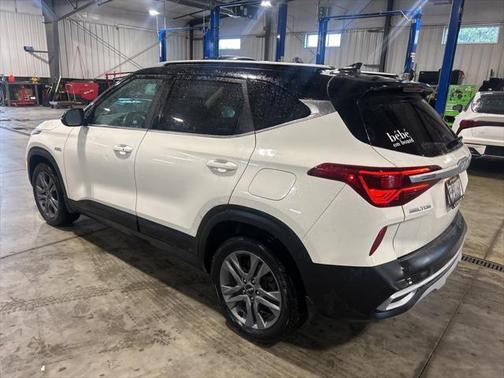 2022 Kia Seltos S