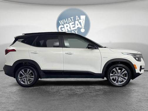 2022 Kia Seltos S
