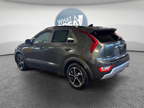2023 Kia Niro EX