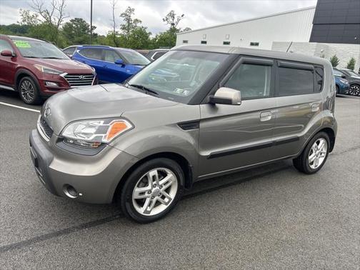 2010 Kia Soul +