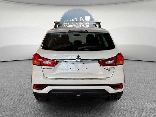 Pearl White 2019 Mitsubishi Outlander Sport SE
