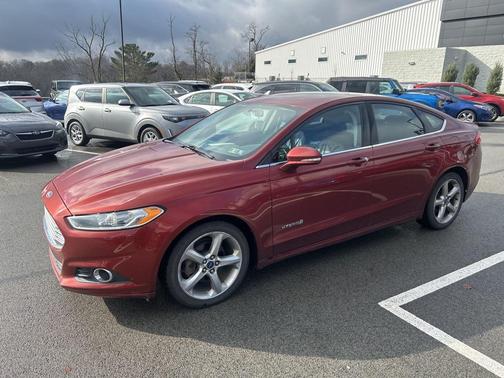 2014 Ford Fusion Hybrid SE