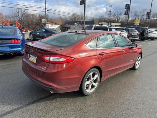 2014 Ford Fusion Hybrid SE