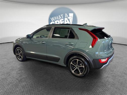 2023 Kia Niro EX
