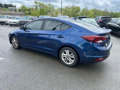 Lakeside Blue 2019 Hyundai ELANTRA SEL