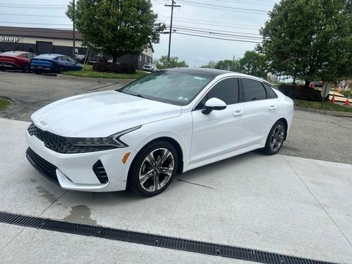 Glacial White Pearl 2023 Kia K5 EX