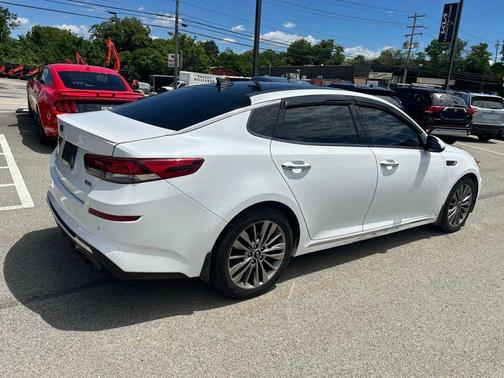 Snow White Pearl 2019 Kia Optima SX Turbo