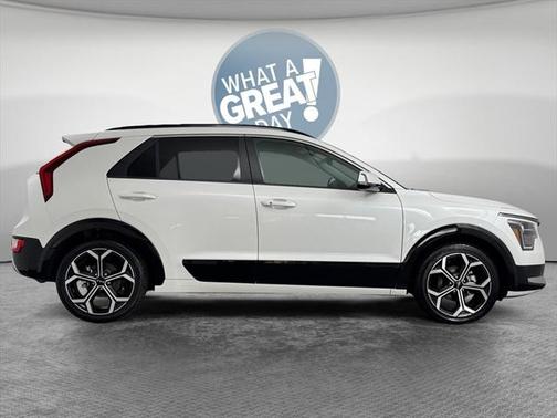 2023 Kia Niro Touring