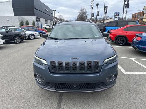 2021 Jeep Cherokee Latitude Lux