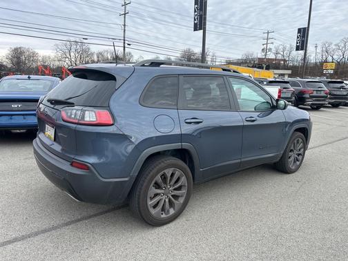 2021 Jeep Cherokee Latitude Lux