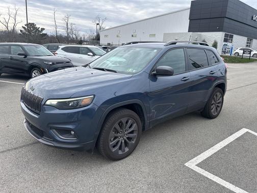 2021 Jeep Cherokee Latitude Lux