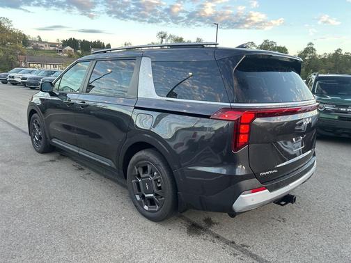 2025 Kia Carnival Hybrid EX