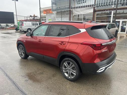 2023 Kia Seltos S