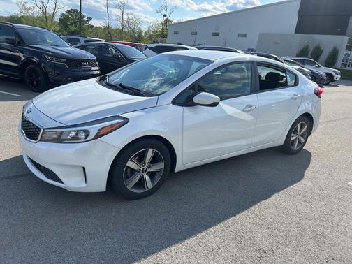 Snow White Pearl 2018 Kia Forte LX