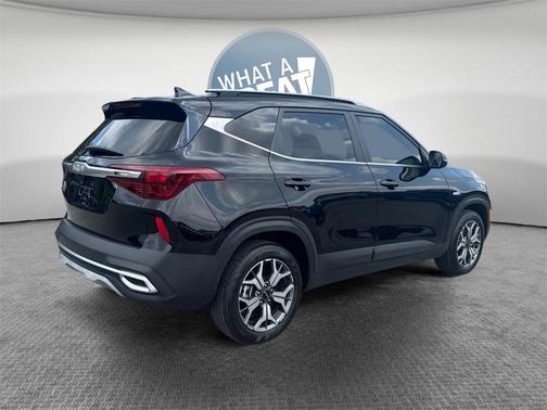 2023 Kia Seltos EX