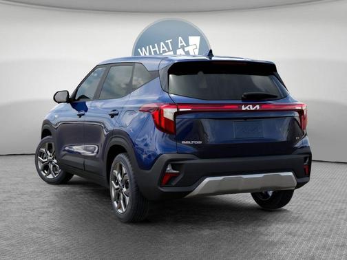 Dark Ocean Blue 2026 Kia Seltos LX