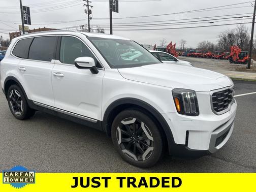 2023 Kia Telluride S