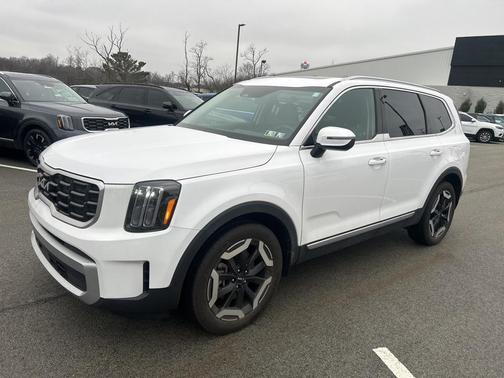 2023 Kia Telluride S