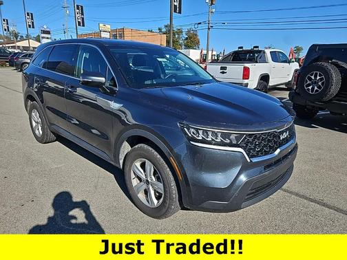 2023 Kia Sorento LX