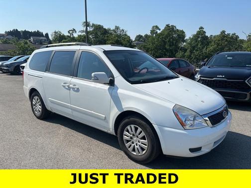 2012 Kia Sedona LX