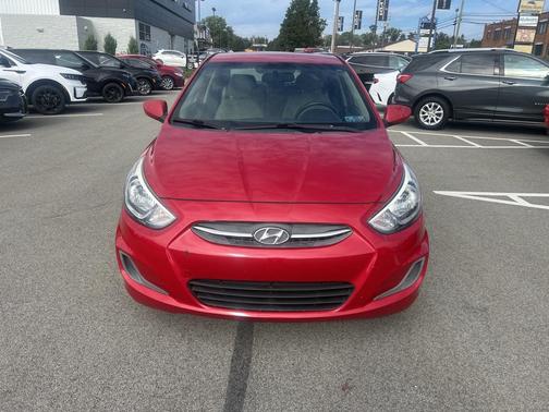 2016 Hyundai Accent SE