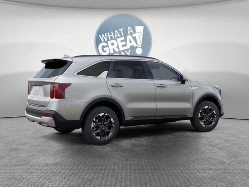 Ivory Silver 2026 Kia Sorento S