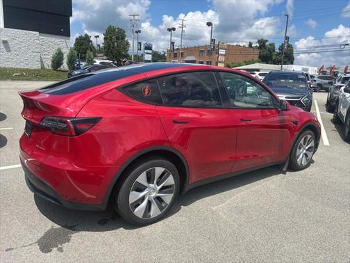 2023 Tesla Model Y Long Range Dual Motor All-Wheel Drive